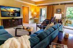 5201 luxury condo-balcony w/ close up water views-sleeps 6-pool/hot tub - Image 4