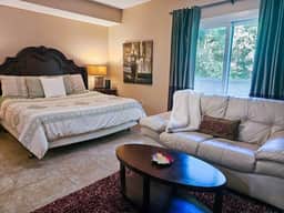 Studio with preserve views-large balcony-kitchen-community pool & hot tub - Image 2