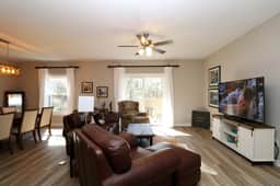 6209-2  Spa showers-King beds-balcony-wood plank floors-pool & hot tub! - Image 3