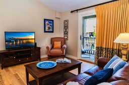 1BR pool courtyard view-private balcony-hot tub-no carpet! - Image 4