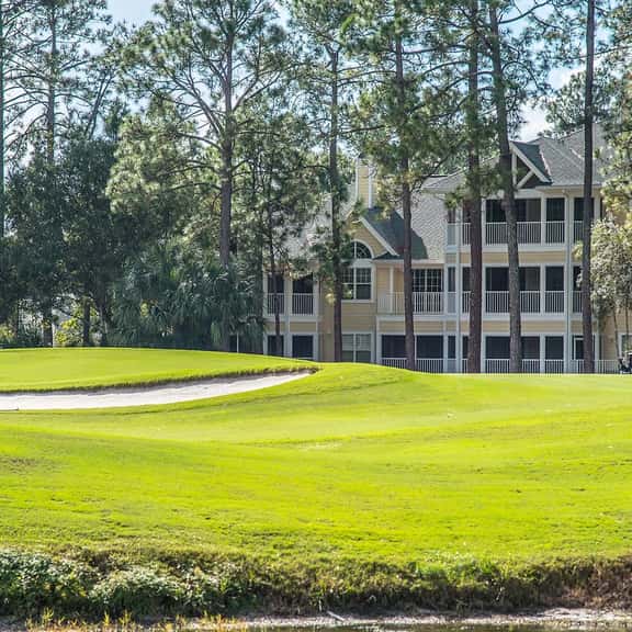 Direct Golf course View - screened lanai-sleeps 8 - pool-hot tub-near beaches - Image 1