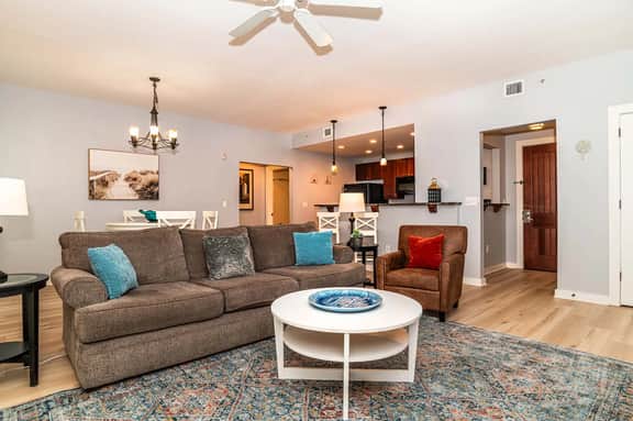 Luxury 1BR-ground floor unit-pool-hot tub-on site spa-fenced gated patio - Image 2