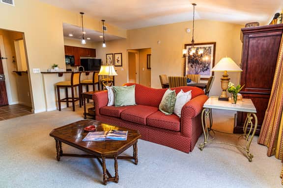 1-BR -Top floor Balcony w/ Pool & Lagoon views- near beach - Image 4