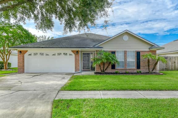 Water View Retreat | spacious 3br w/ lanai - Image 2