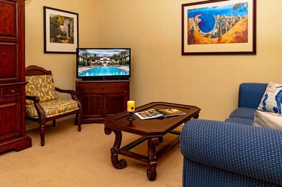 Studio w/ water view -balcony - pool & hot tub - near beach! - Image 5